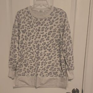 Stylish Animal Print Women's Sweater